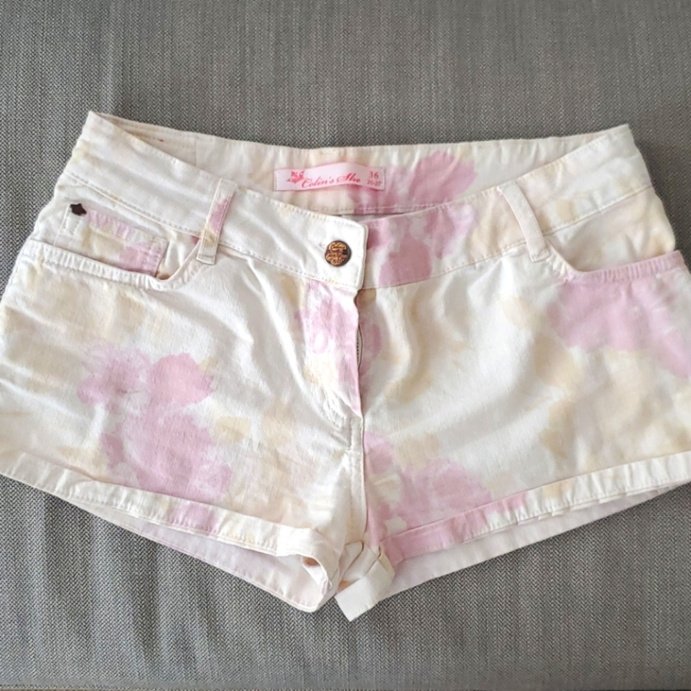 Pastel shorts